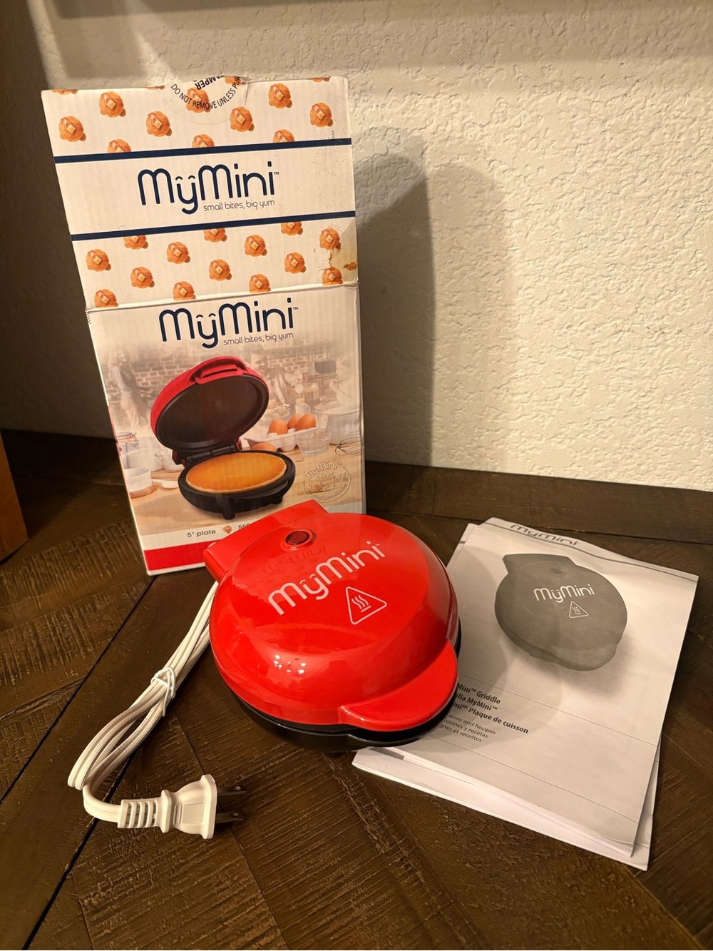 MyMini Mini Waffle Maker - Red